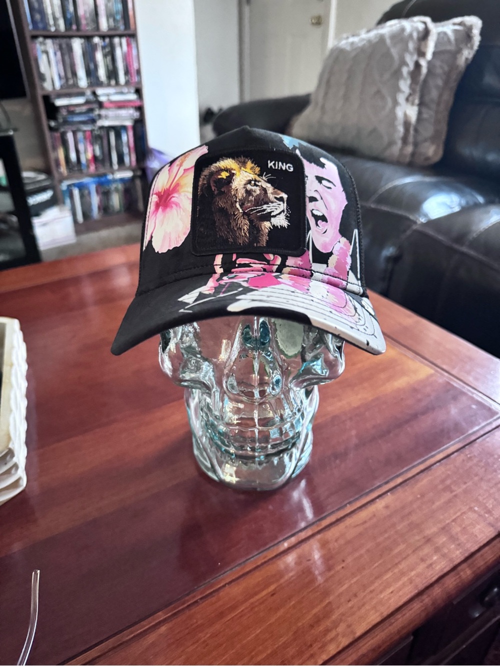 Goorin Bros. "Uh Huh King" Trucker Hat.
Elvis. NWT SOLD OUT!